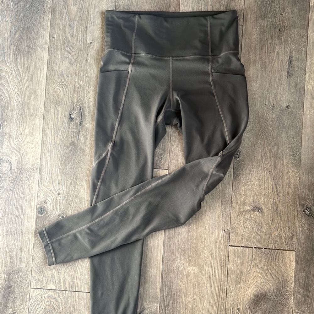 Athleta olive green leggings small